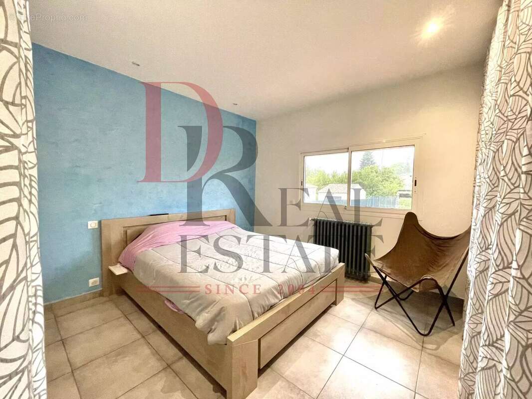 Appartement à VENCE