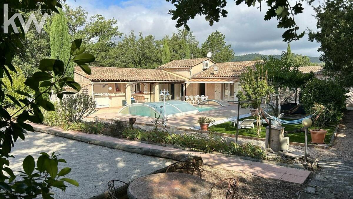 Maison à FORCALQUEIRET