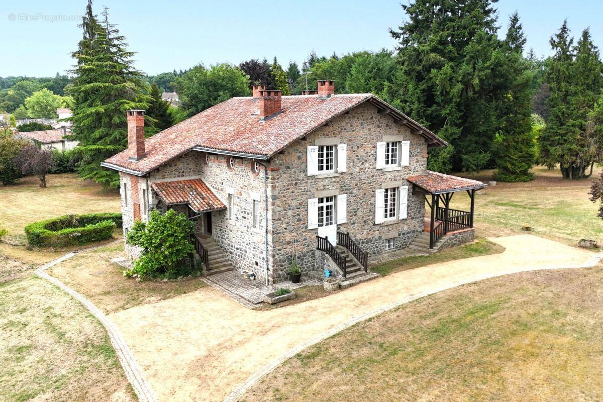 Maison à CHABANAIS
