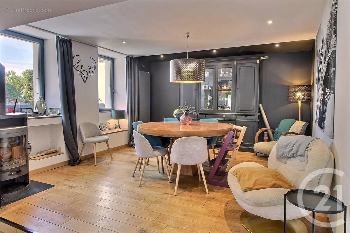 Maison à NEUVECELLE