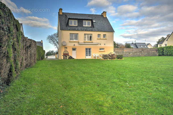 Maison à DIRINON