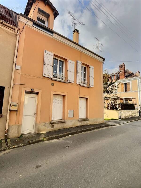 Appartement à DAMPMART