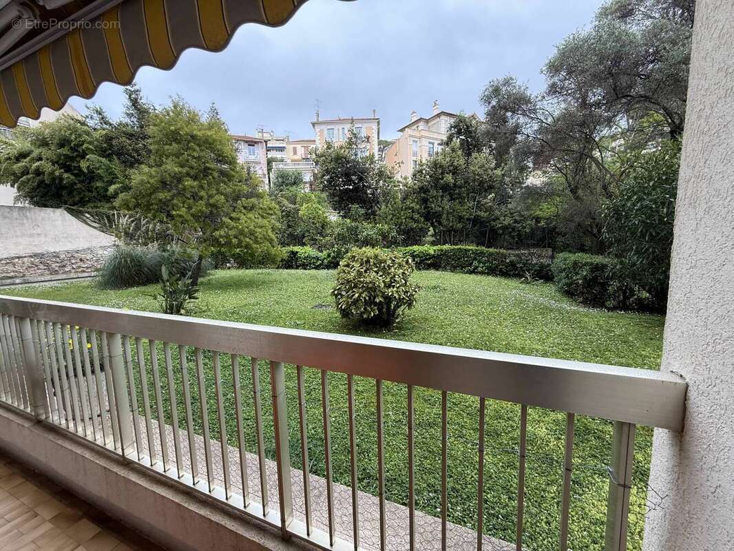 Appartement à LE CANNET