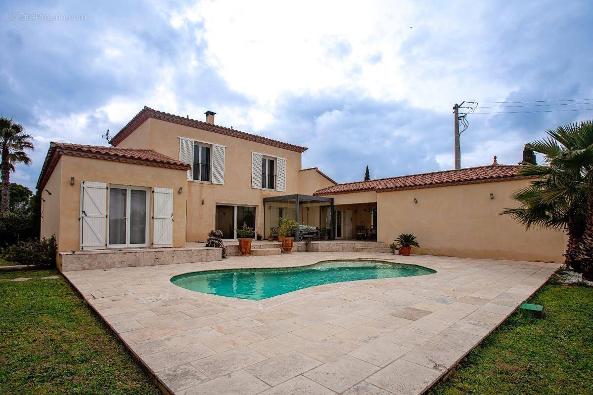 Maison à AUTIGNAC