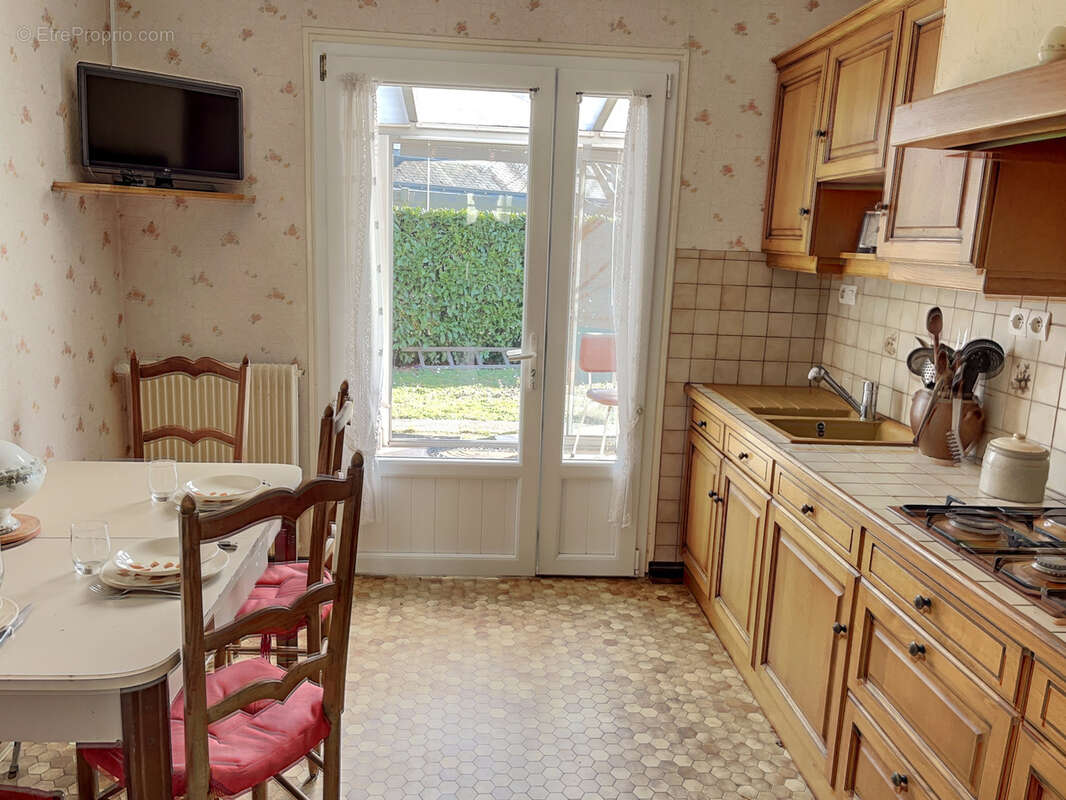 Maison à SAINT-BARTHELEMY-D&#039;ANJOU