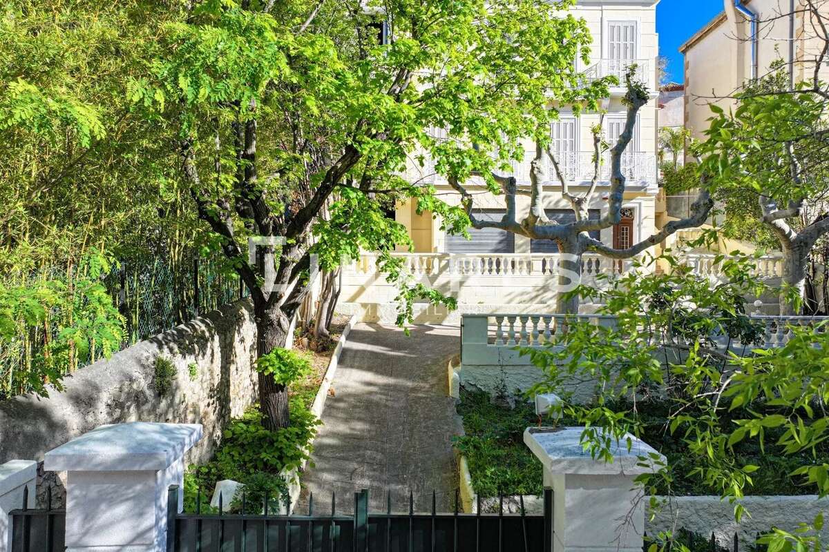 Maison à MARSEILLE-8E