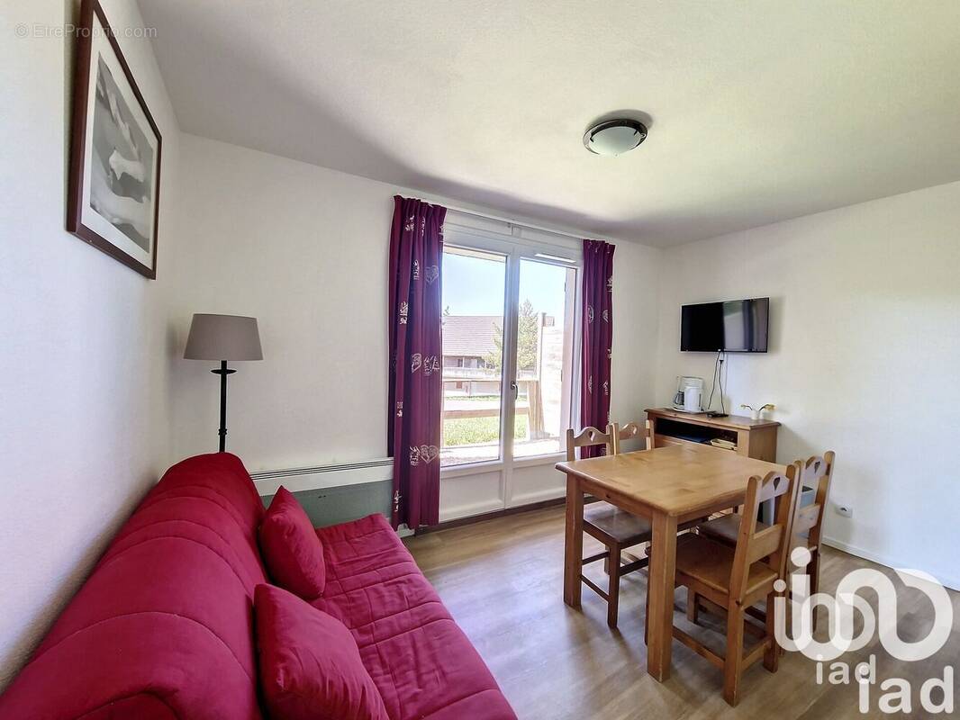Photo 1 - Appartement à BESSE-ET-SAINT-ANASTAISE