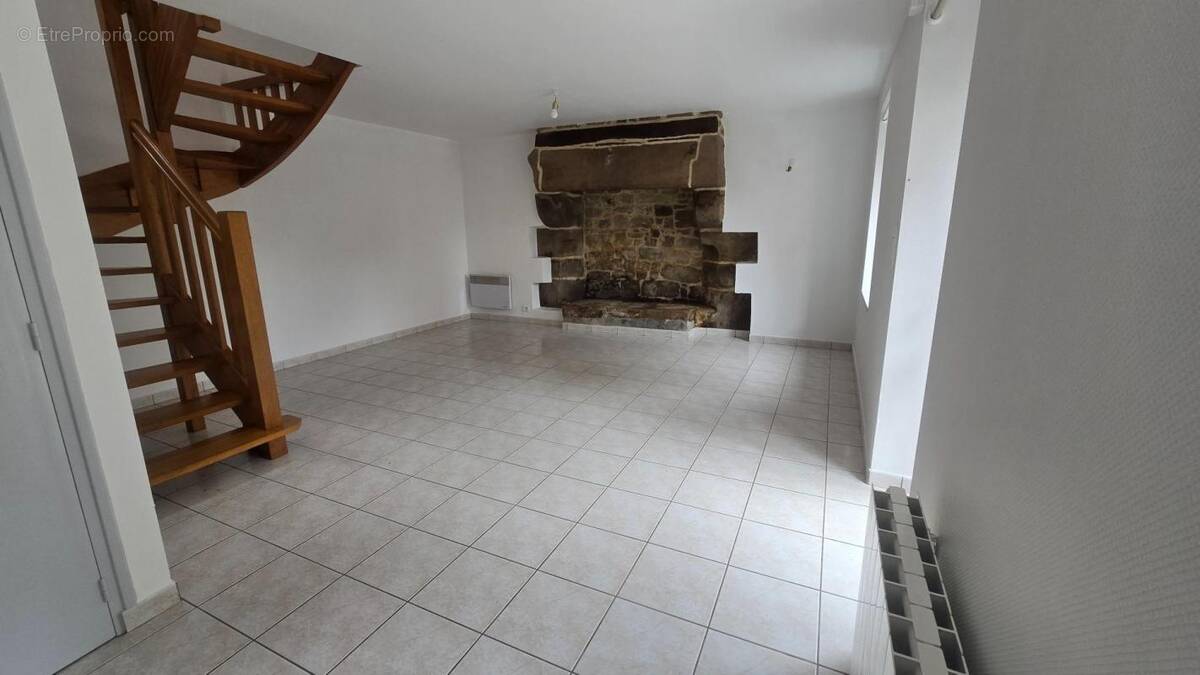Maison à LANGOELAN