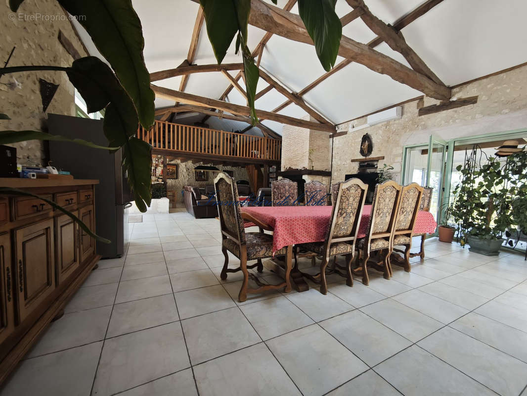 Maison à COURSAC
