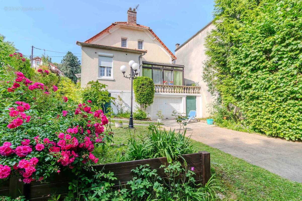 Maison à ANDILLY