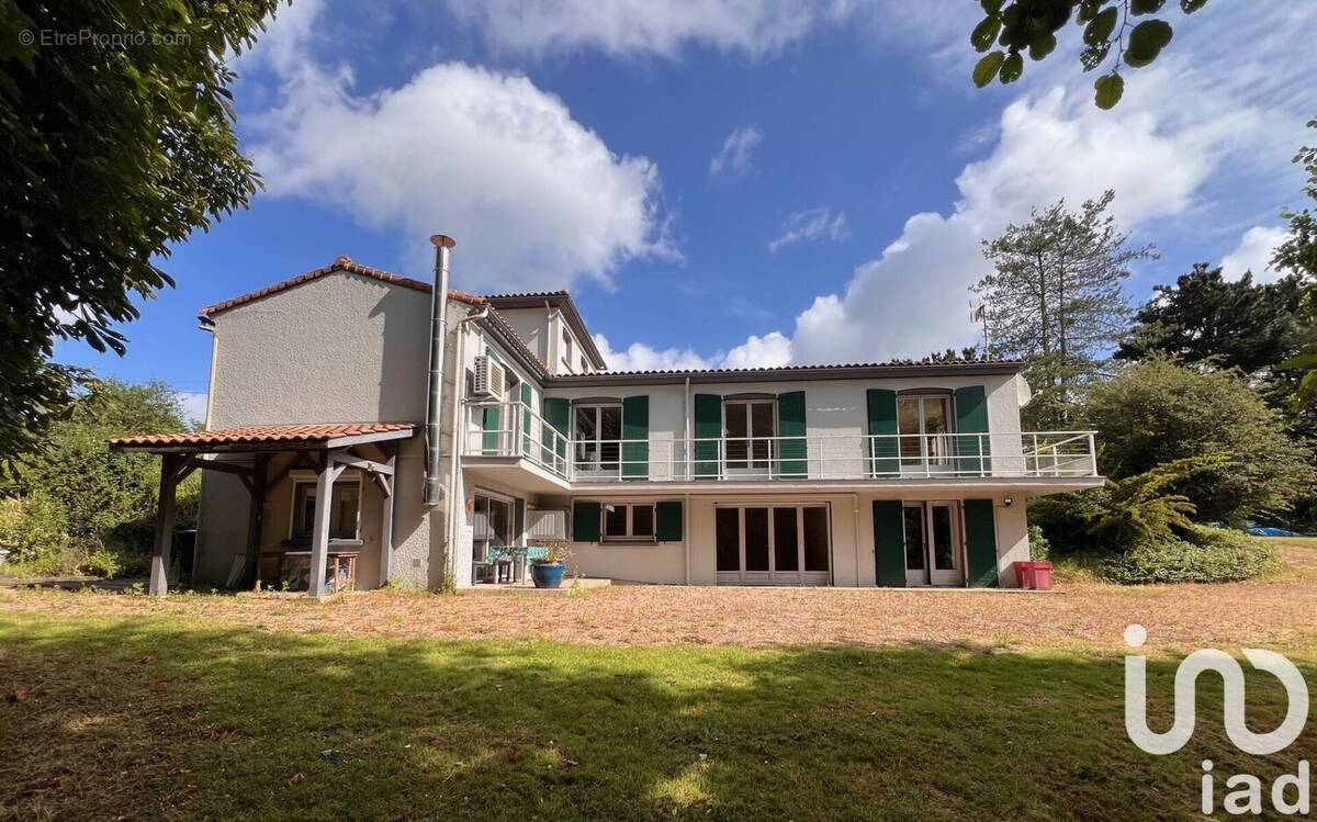 Photo 1 - Maison à MACHE