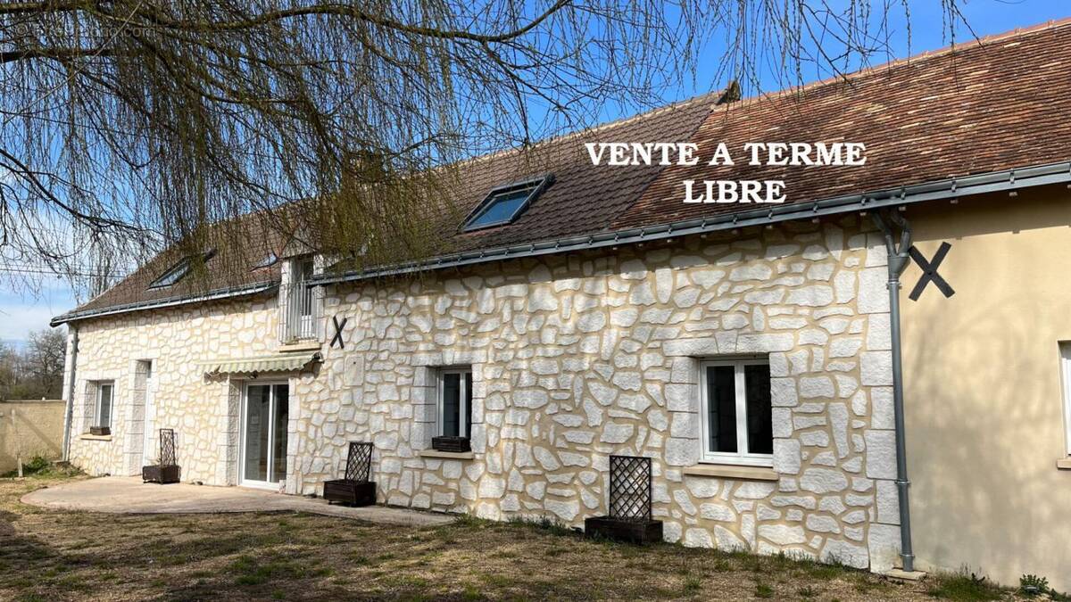 Maison à MAYET