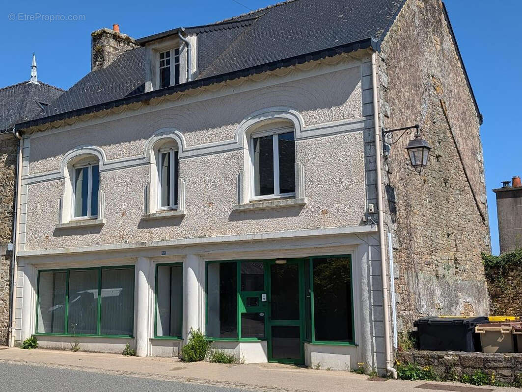 Façade - Maison à PLOERDUT