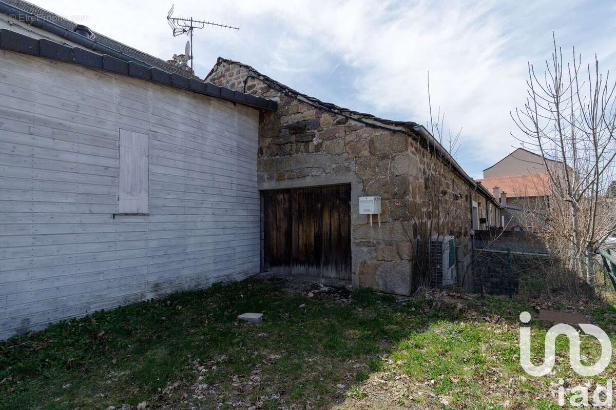 Photo 3 - Maison à SAINT-AGREVE
