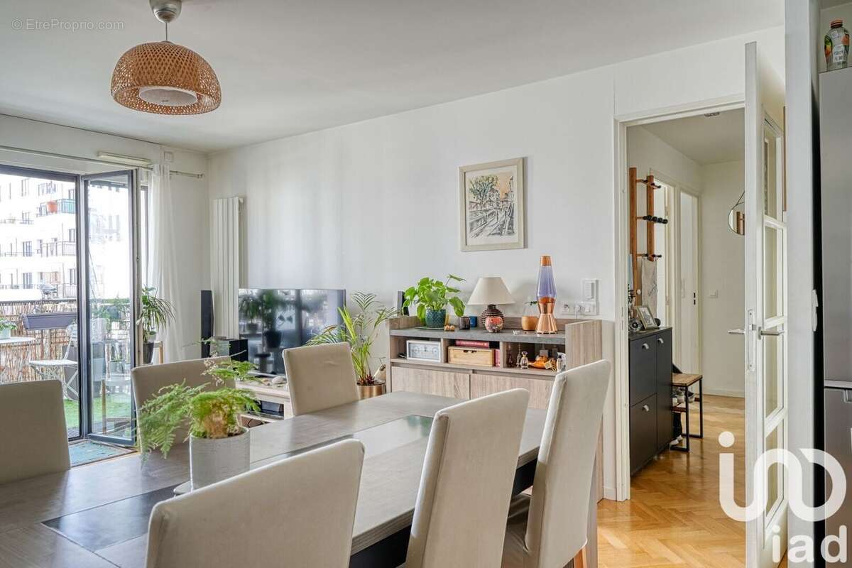 Photo 8 - Appartement à SURESNES