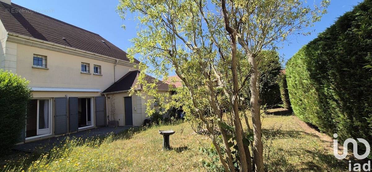 Photo 1 - Maison à LE COUDRAY-MONTCEAUX