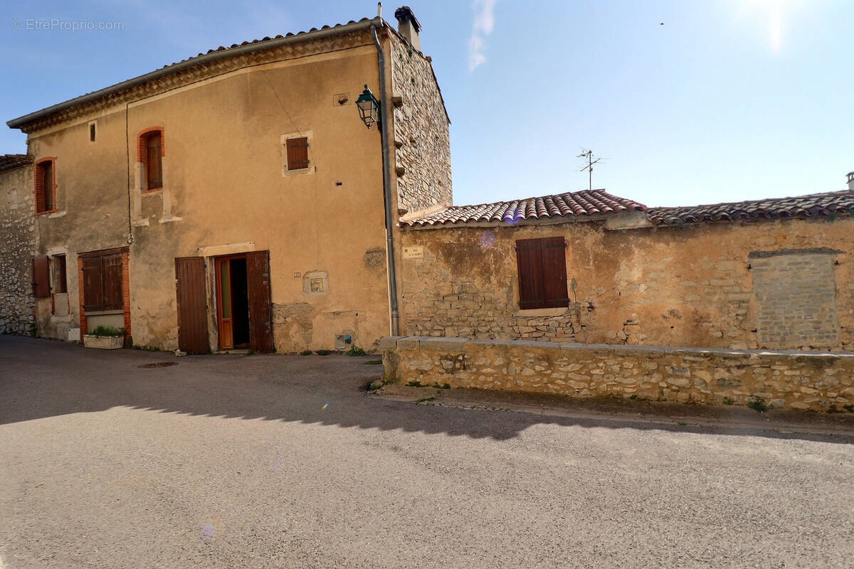 Maison à CORCONNE