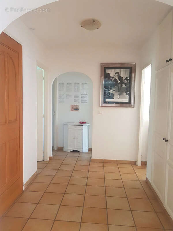 Maison à ROQUEBRUNE-SUR-ARGENS