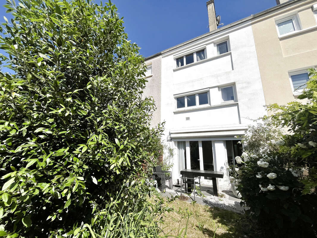 Maison à VILLEPREUX
