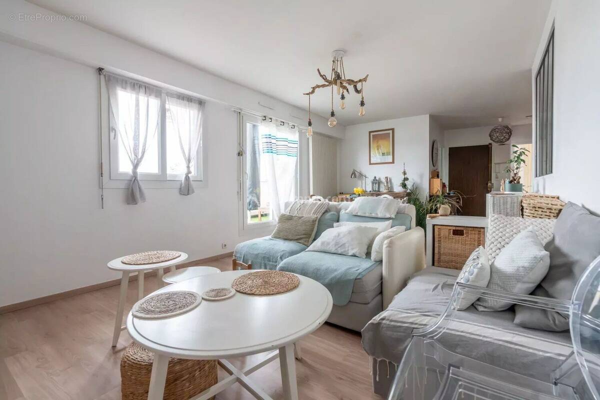 Appartement à THORIGNY-SUR-MARNE