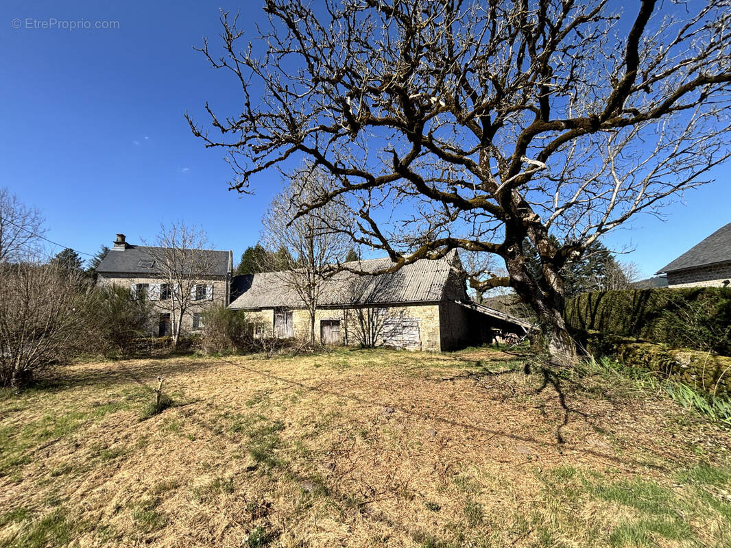 Maison à SARRAN