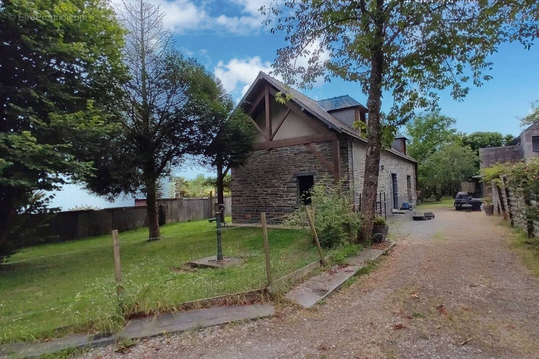 Maison à NOZAY