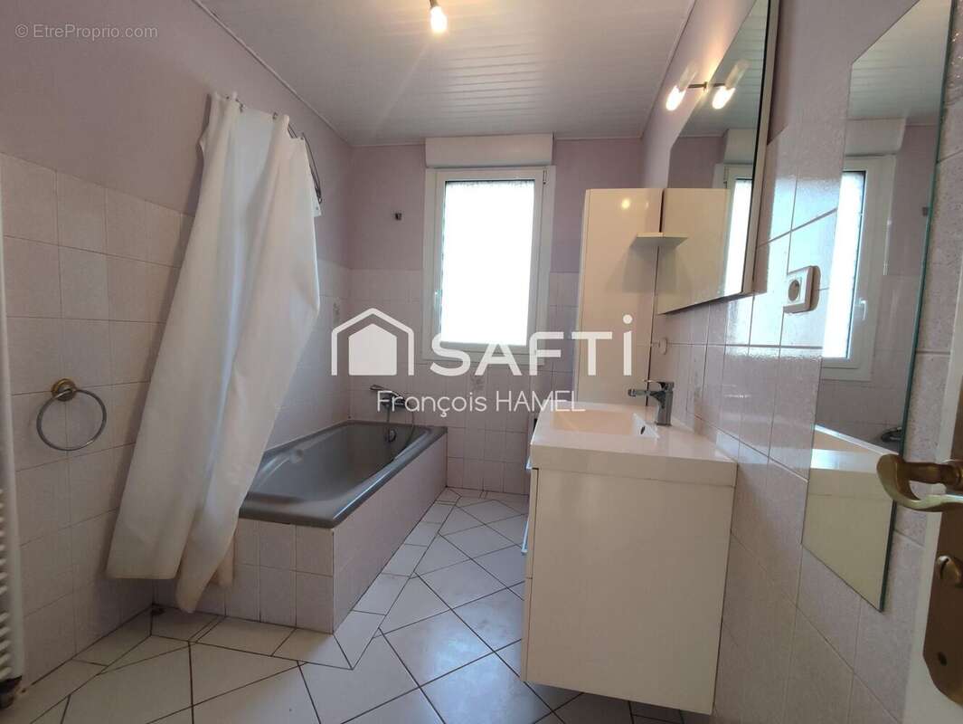 Photo 7 - Maison à SAINT-GERMAIN-DE-TALLEVENDE-LA-LANDE-VAUMONT