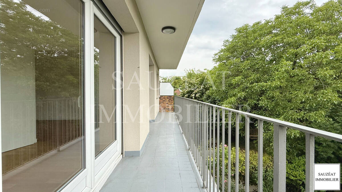Appartement à BAGNEUX