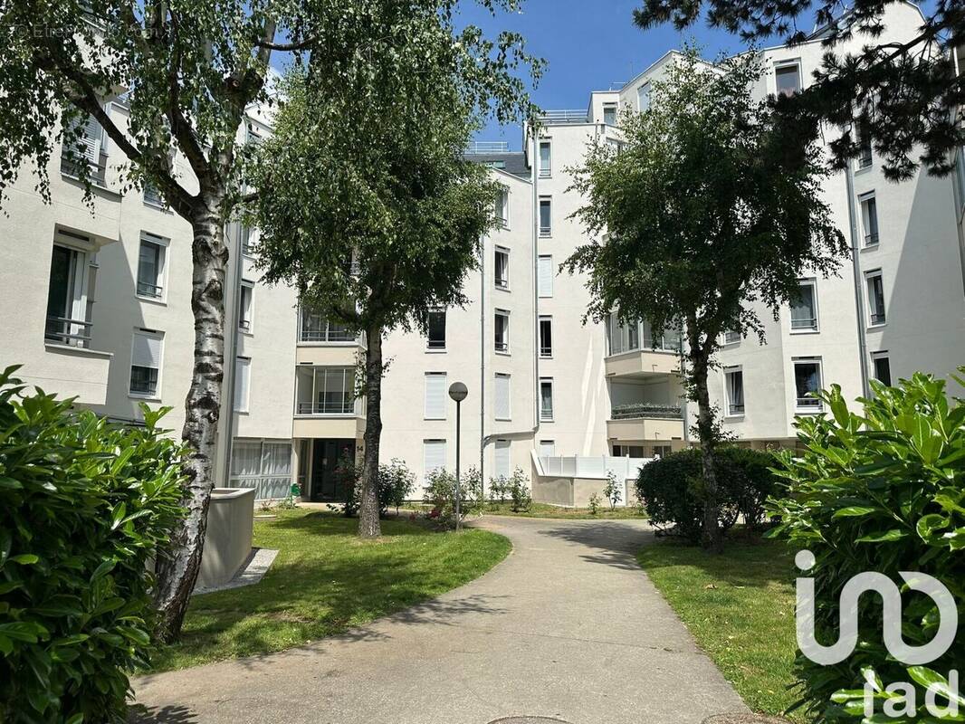 Photo 1 - Appartement à MONTIGNY-LE-BRETONNEUX