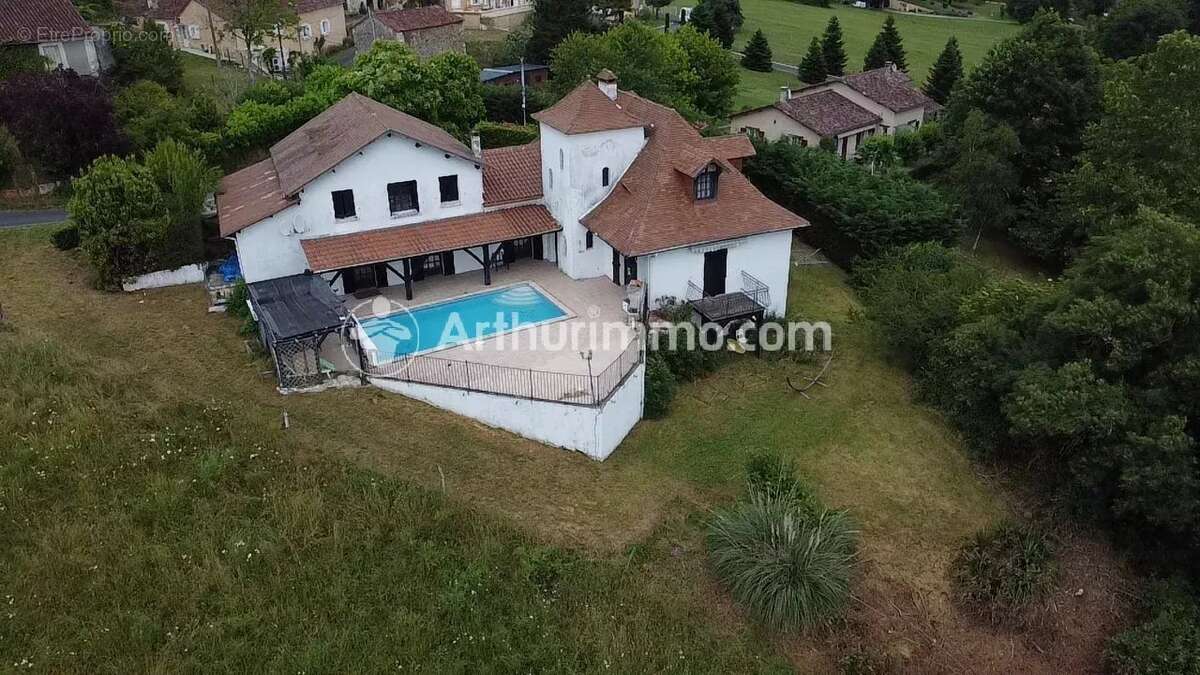 Maison à SOURZAC