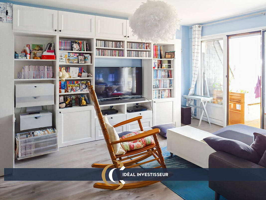 Appartement à COMBOURG