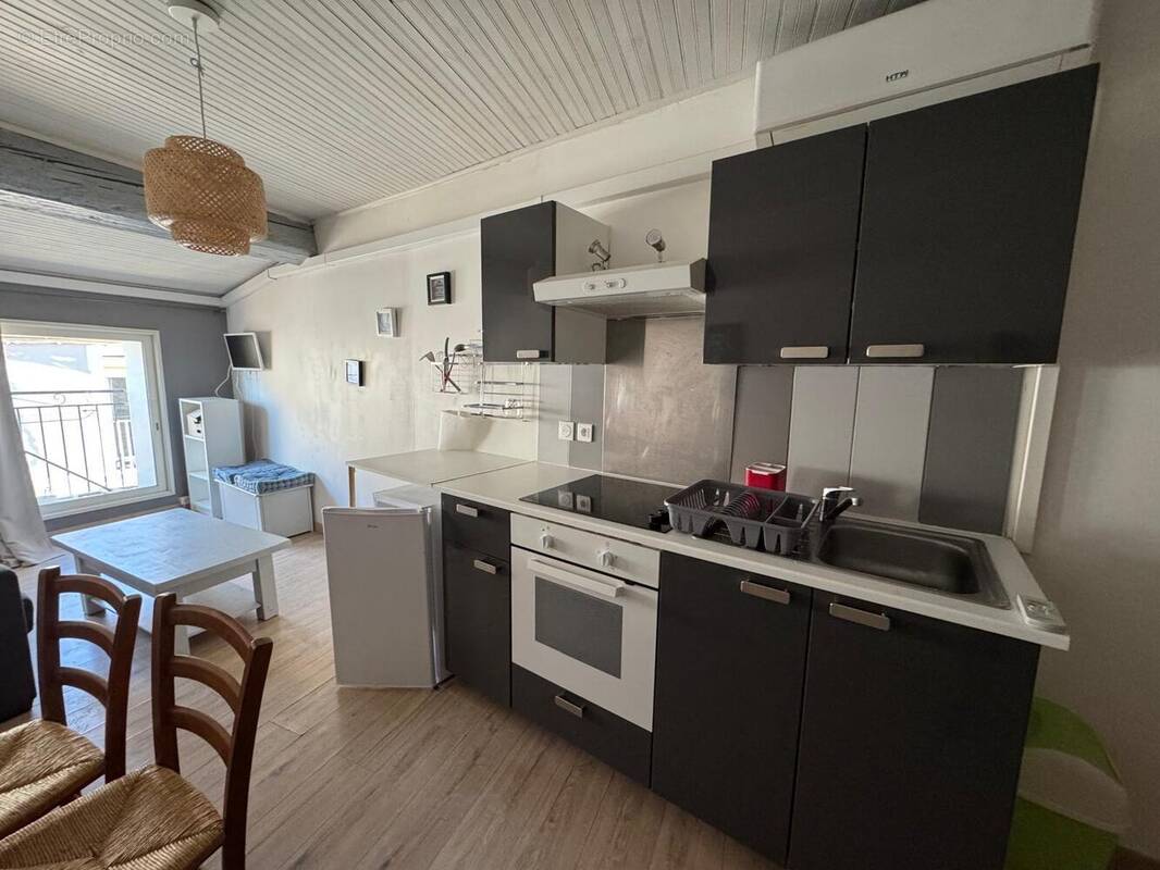 Appartement à MEZE