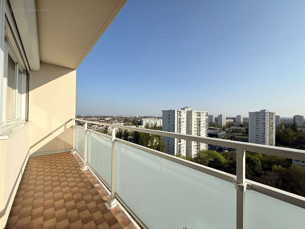 Appartement à RIS-ORANGIS