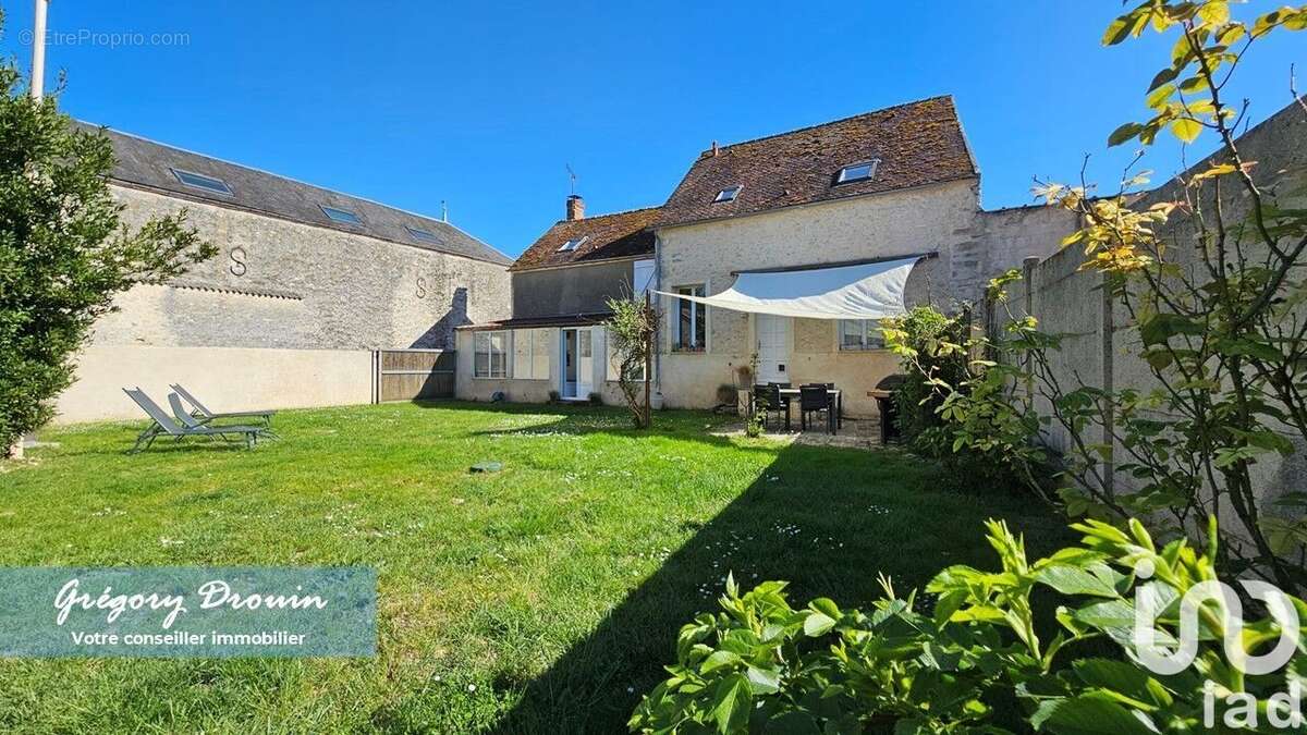 Photo 2 - Maison à LA CHAPELLE-LA-REINE