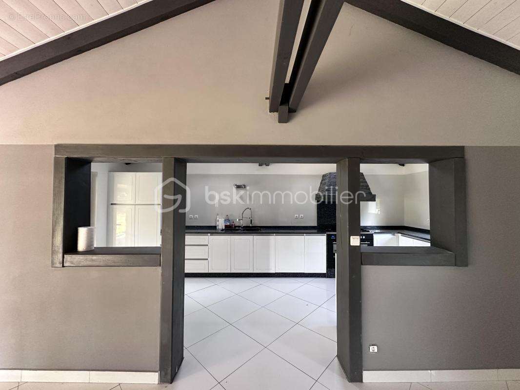 Maison à AUREILHAN