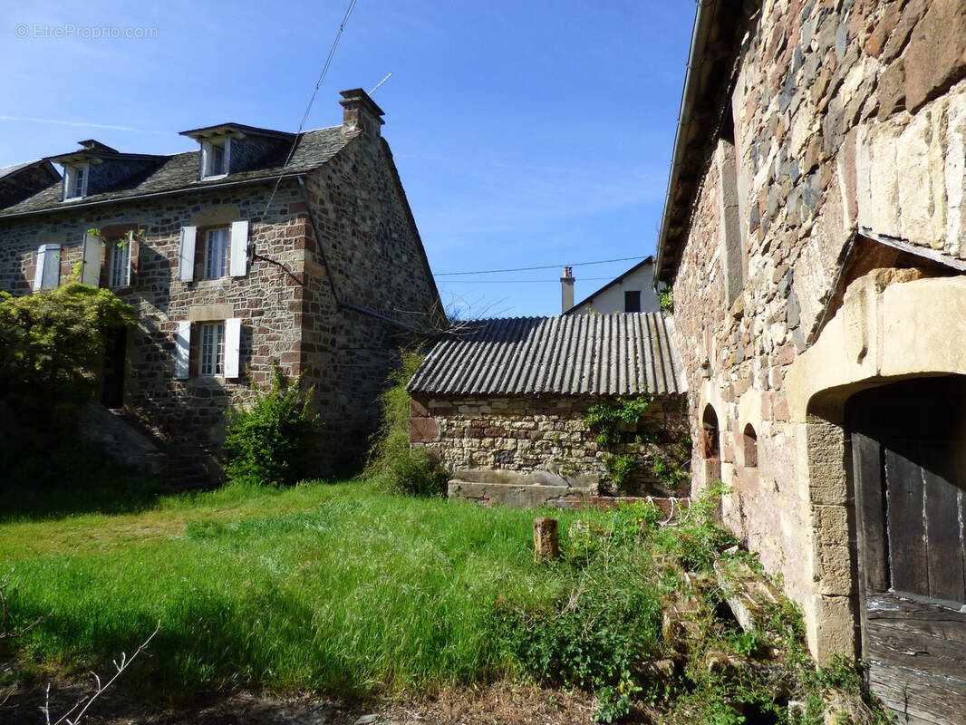 Maison à ESPALION