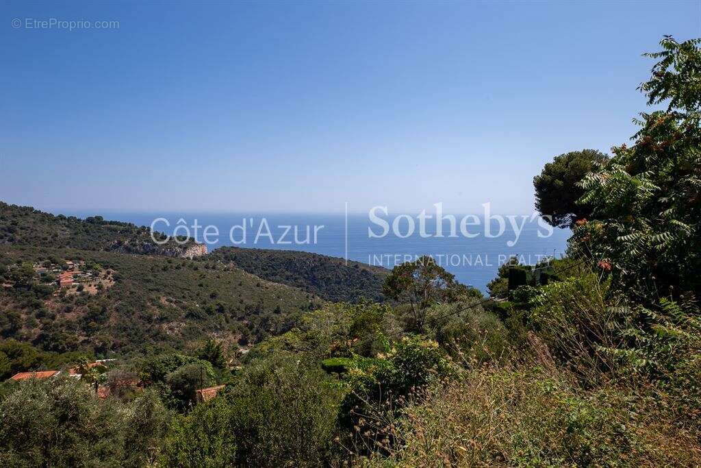 Maison à EZE