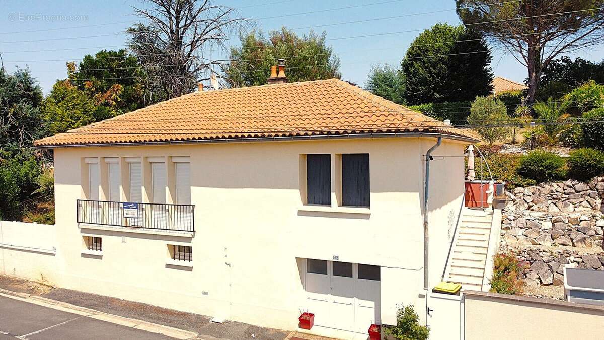 Maison à LA ROCHEFOUCAULD