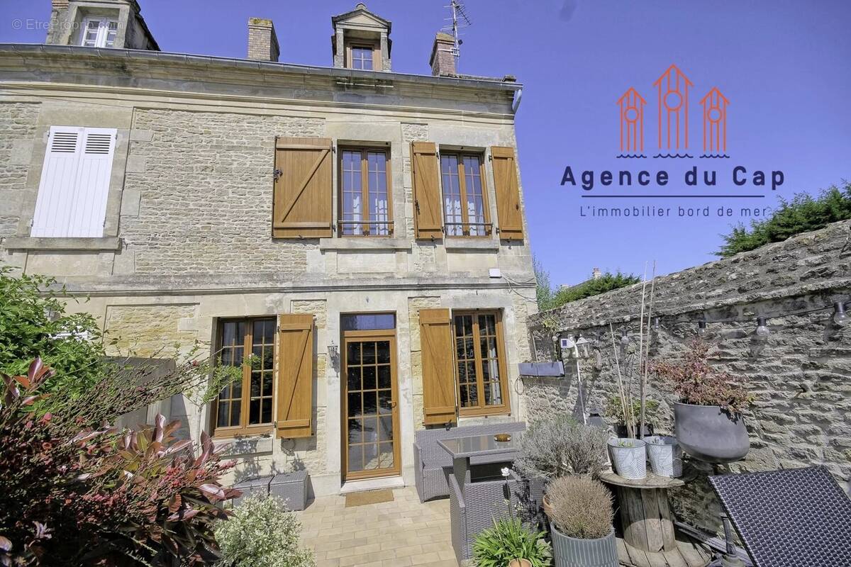 Maison à SAINT-AUBIN-SUR-MER