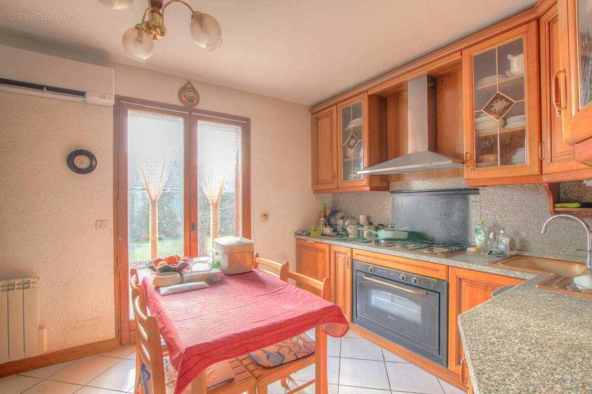 Maison à ORNEX