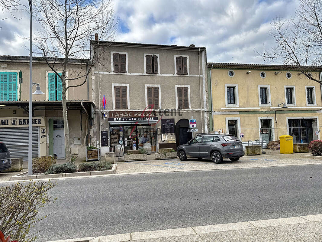 Appartement à ORGON