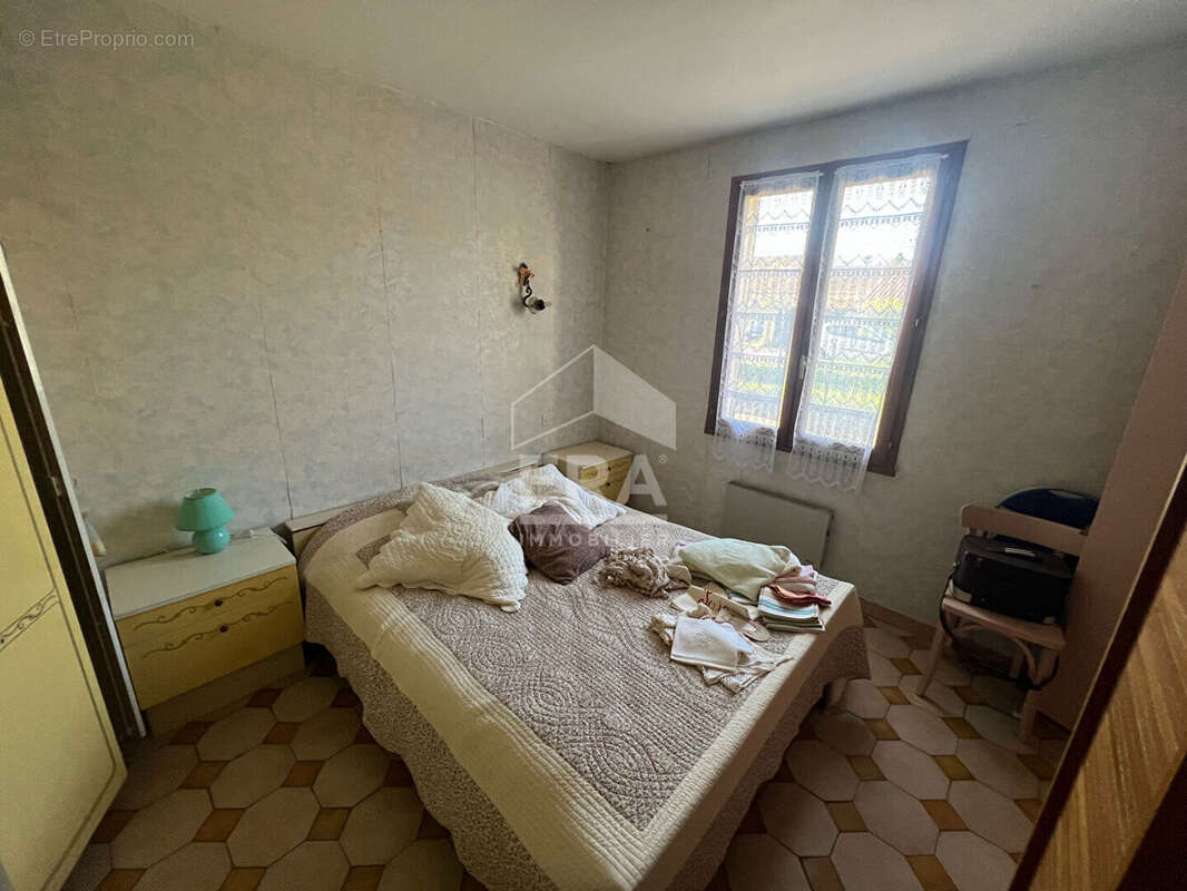 Maison à MONTEUX