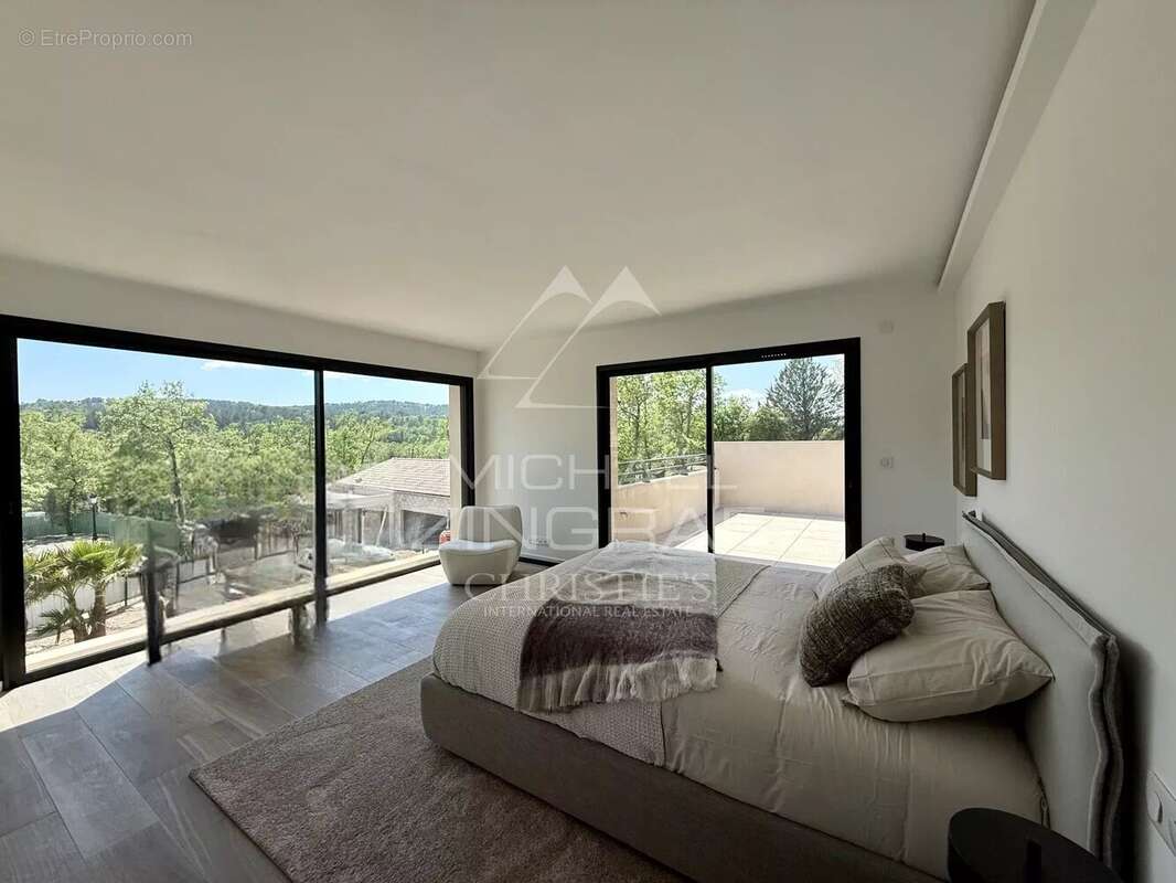 Maison à FAYENCE