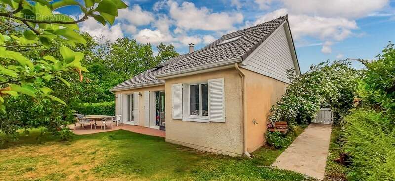 Maison à GIF-SUR-YVETTE