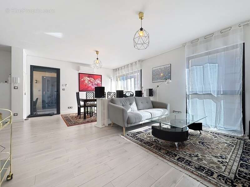 Appartement à CRAPONNE