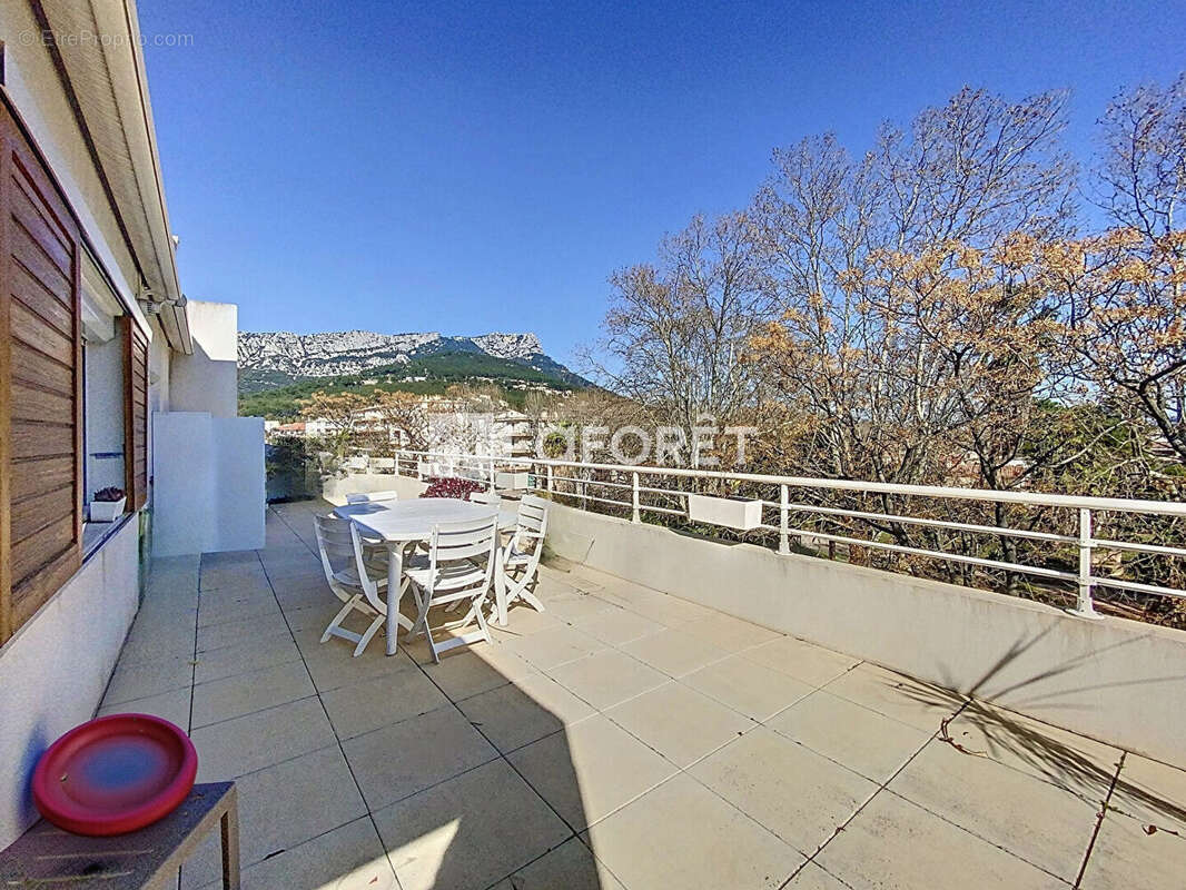 Appartement à LA VALETTE-DU-VAR