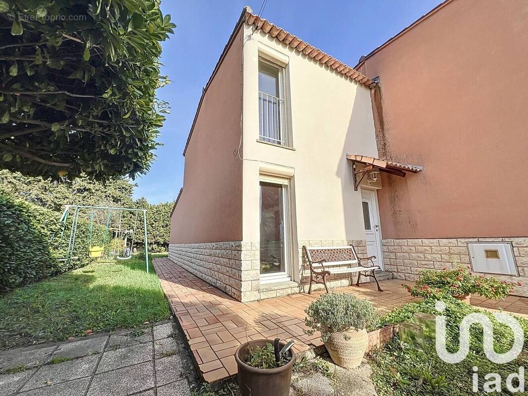 Photo 1 - Maison à LE PONTET