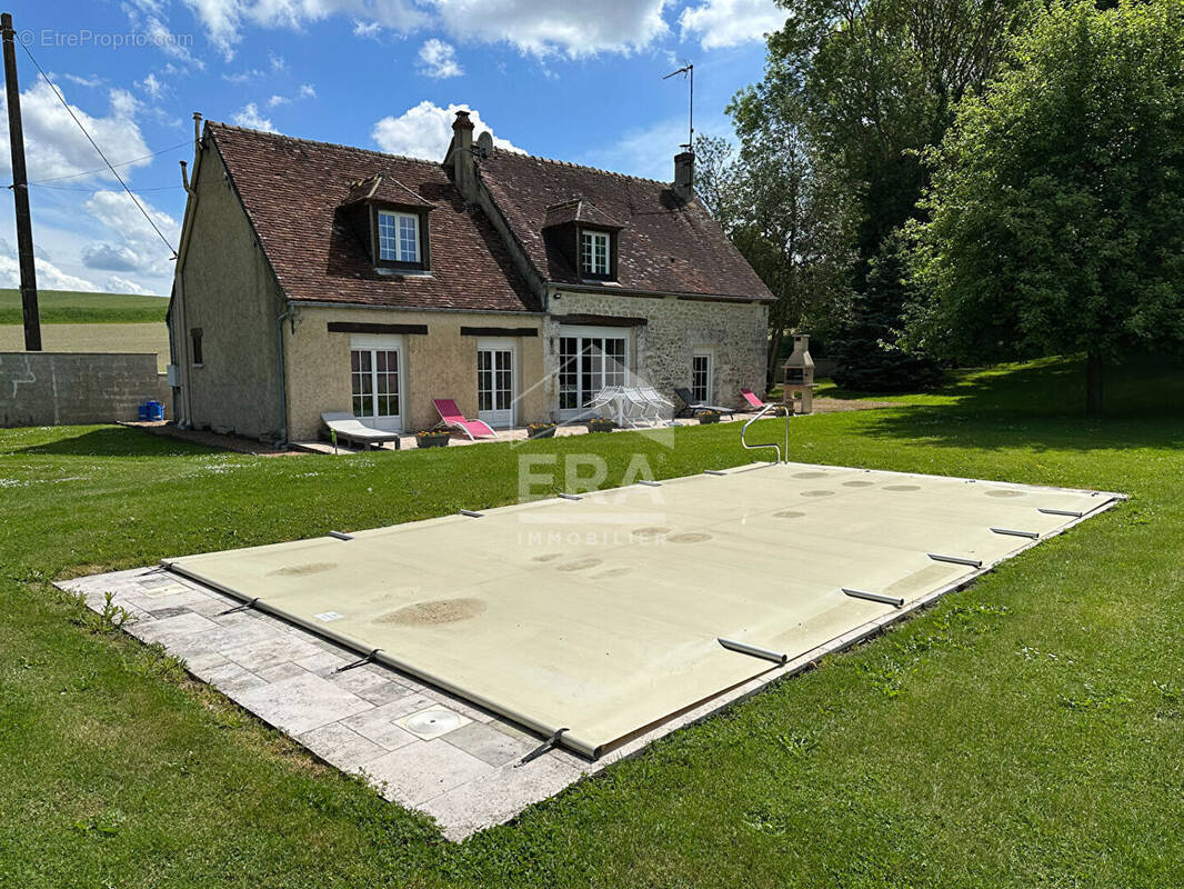 Autre à NOCE