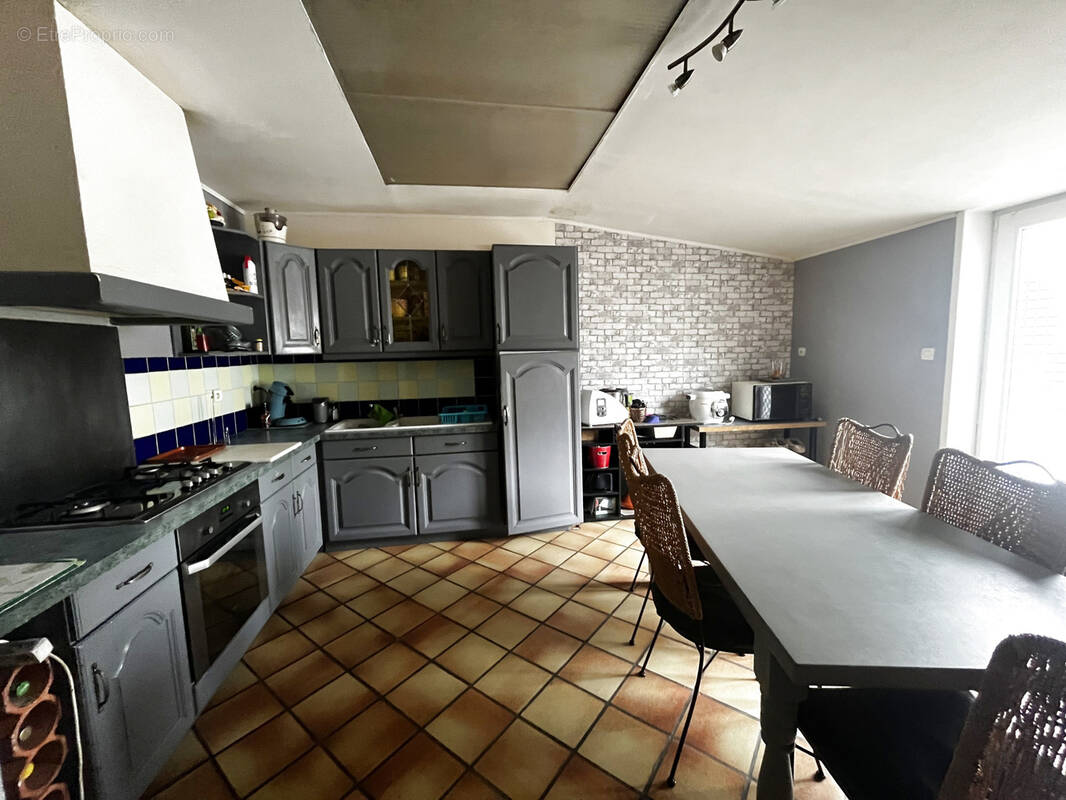 Maison à MORTAGNE-DU-NORD