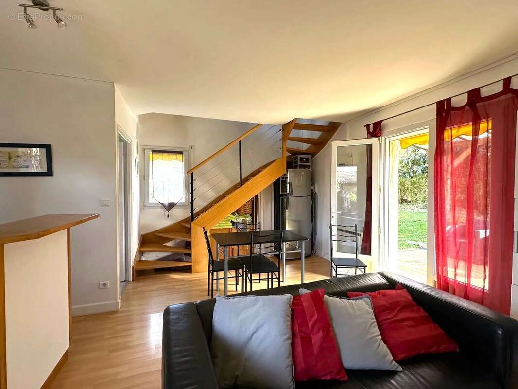 Maison à LALINDE